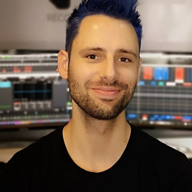 Lukas Hüttis — Mixing & Mastering Engineer bei Strong-Minded Productions